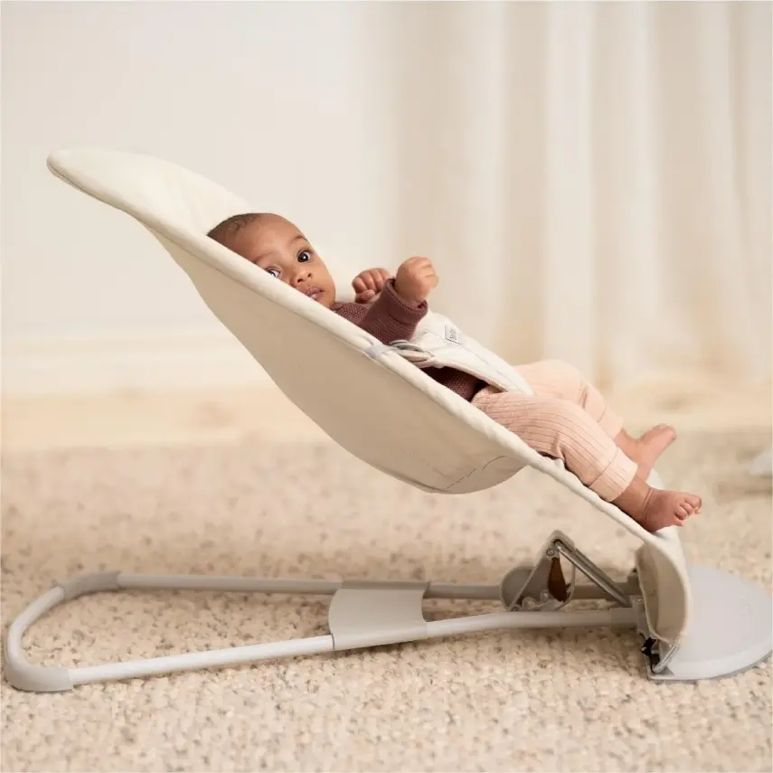 Babybjörn Balance Soft Ana Kucağı Oyuncaklı Woven Jersey Tri-Fabric Light Beige - 5