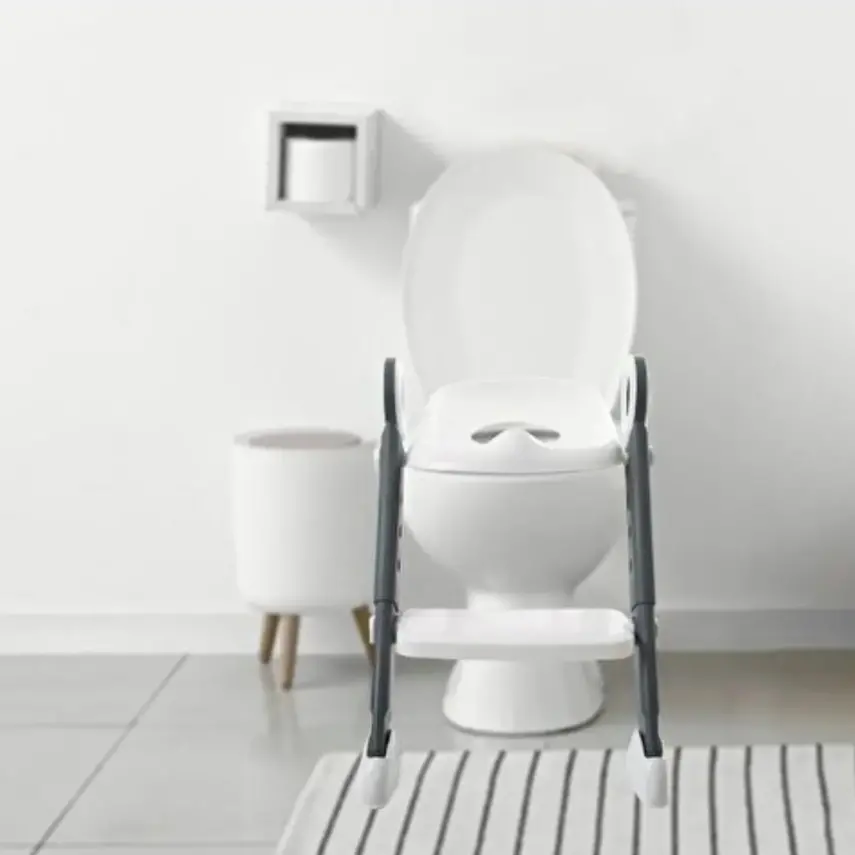 Babyjem Basamaklı ve Katlanır Klozet Adaptörü Beyaz - 1