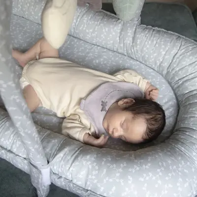 Babyjem Oyuncaklı Anne Baba Yanı Yatağı Yeşil Çiçek - 3