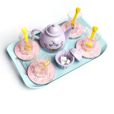 Kutulu Çay Vakti İnce Belli Bardaklarla