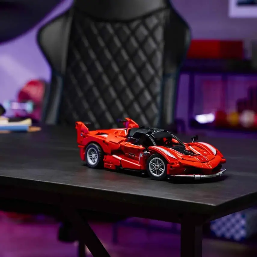 LEGO Technic Ferrari FXX K 42212  - 2