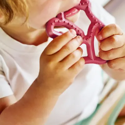 OiOi Annenin Eli Diş Kaşıyıcı 3+ Ay Mineral Blue - 6