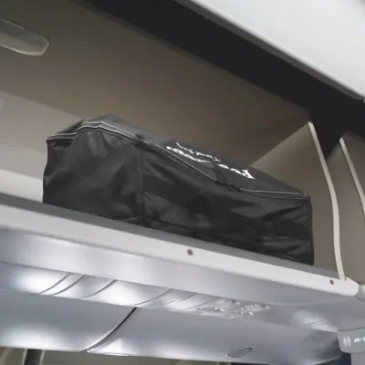 Peg Perego Volo Ultra Hafif Kompakt Kabin Bebek Arabası True Black - 8