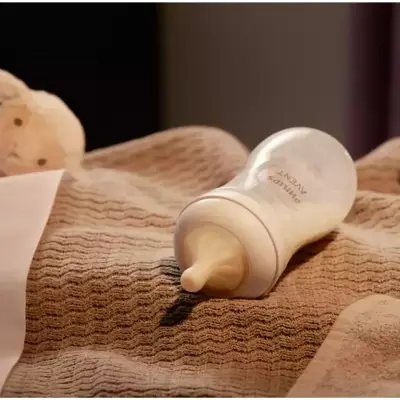 Philips Avent Doğal Tepkili Cam Biberon 120ml 0+ Ay - 31
