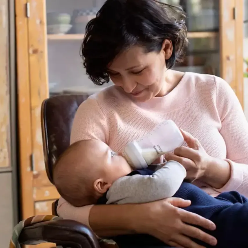 Philips Avent Doğal Tepkili Cam Biberon 240ml 1+ Ay - 37